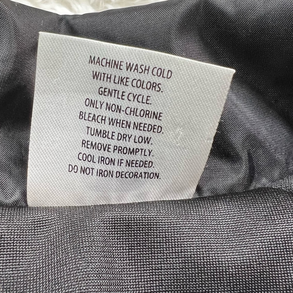 NWOT The Beatles Abbey Road Snap Down Windbreaker Jacket Black Unisex Sz S - Picture 10 of 10